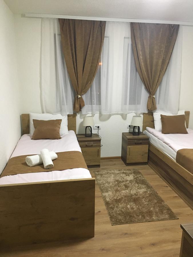 Bed And Breakfast Divanhana Novi Pazar Bagian luar foto
