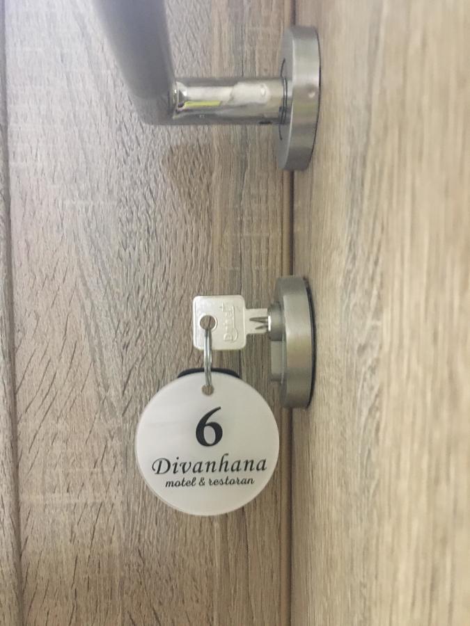 Bed And Breakfast Divanhana Novi Pazar Bagian luar foto