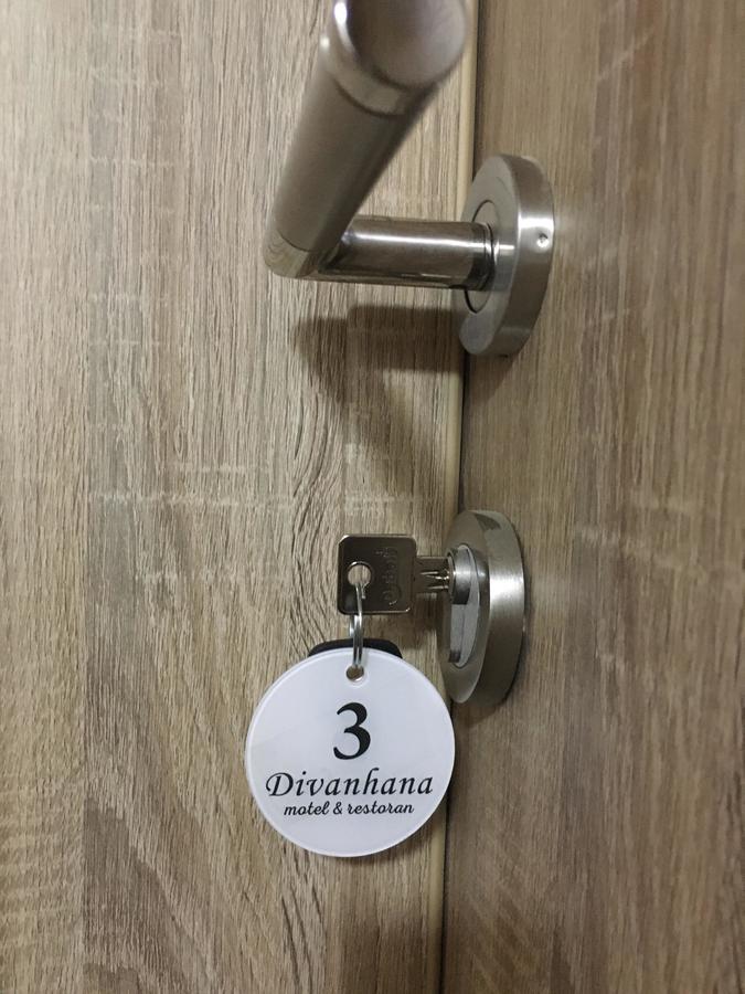 Bed And Breakfast Divanhana Novi Pazar Bagian luar foto