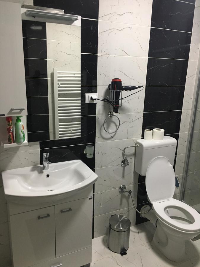 Bed And Breakfast Divanhana Novi Pazar Bagian luar foto
