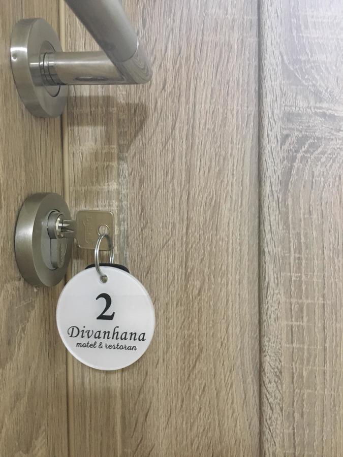Bed And Breakfast Divanhana Novi Pazar Bagian luar foto