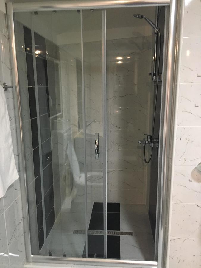 Bed And Breakfast Divanhana Novi Pazar Bagian luar foto