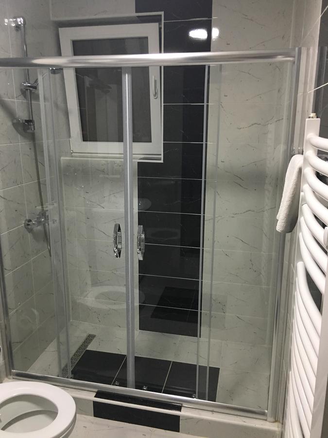 Bed And Breakfast Divanhana Novi Pazar Bagian luar foto